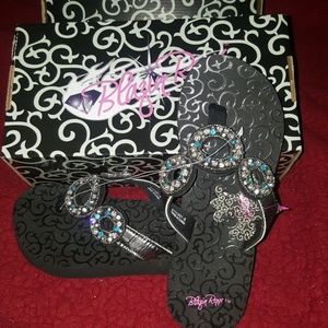 Blazin roxx flip flops size 8 women's new with tag